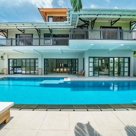 Villa Okenada - Modern 5-Bedroom Pool Villa In Berawa! Canggu Exteriör bild