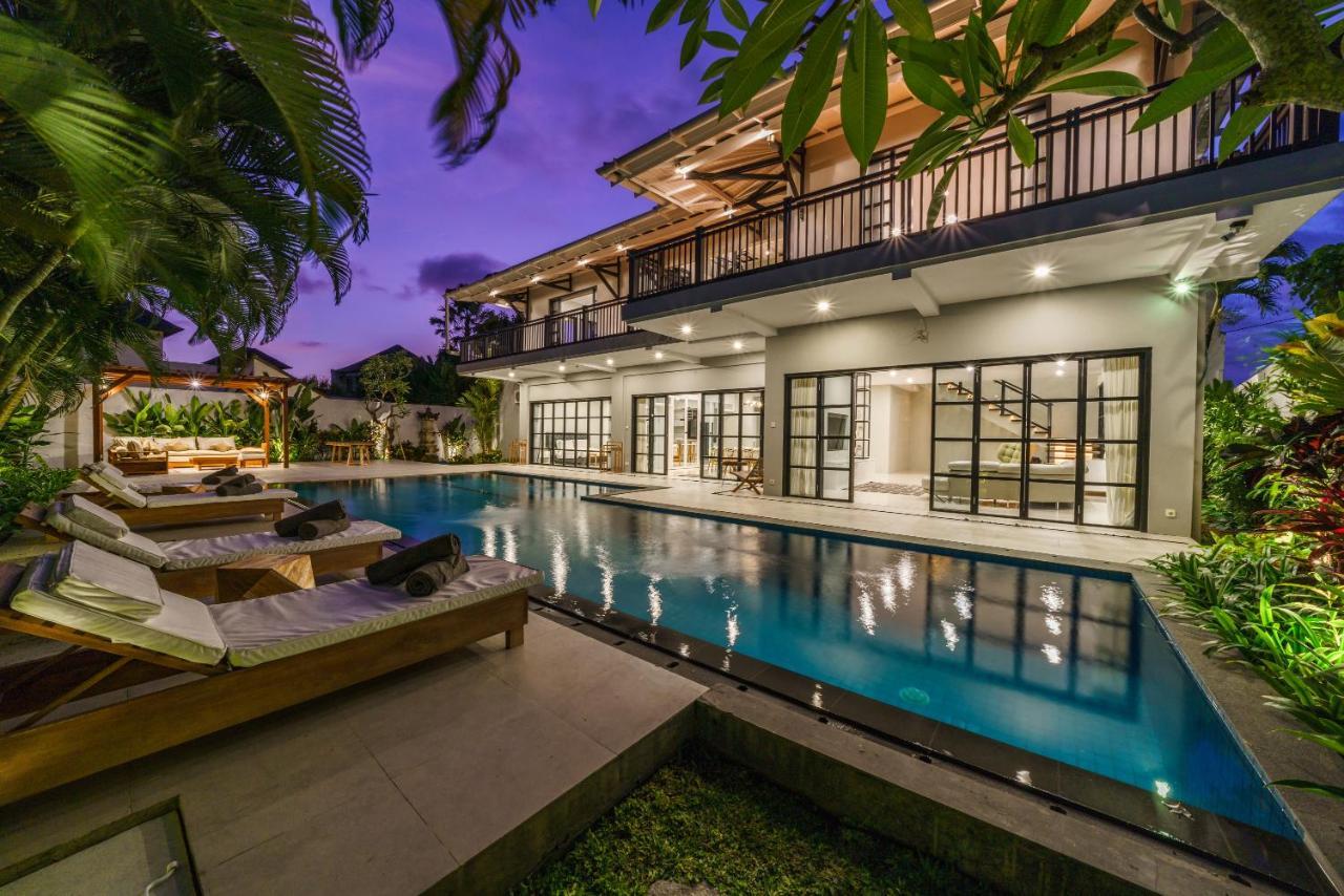 Villa Okenada - Modern 5-Bedroom Pool Villa In Berawa! Canggu Exteriör bild