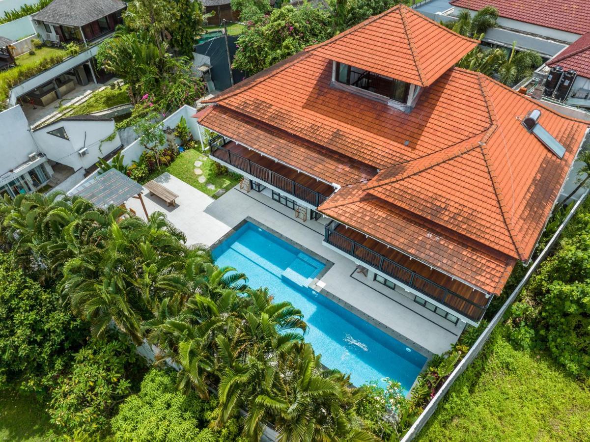 Villa Okenada - Modern 5-Bedroom Pool Villa In Berawa! Canggu Exteriör bild