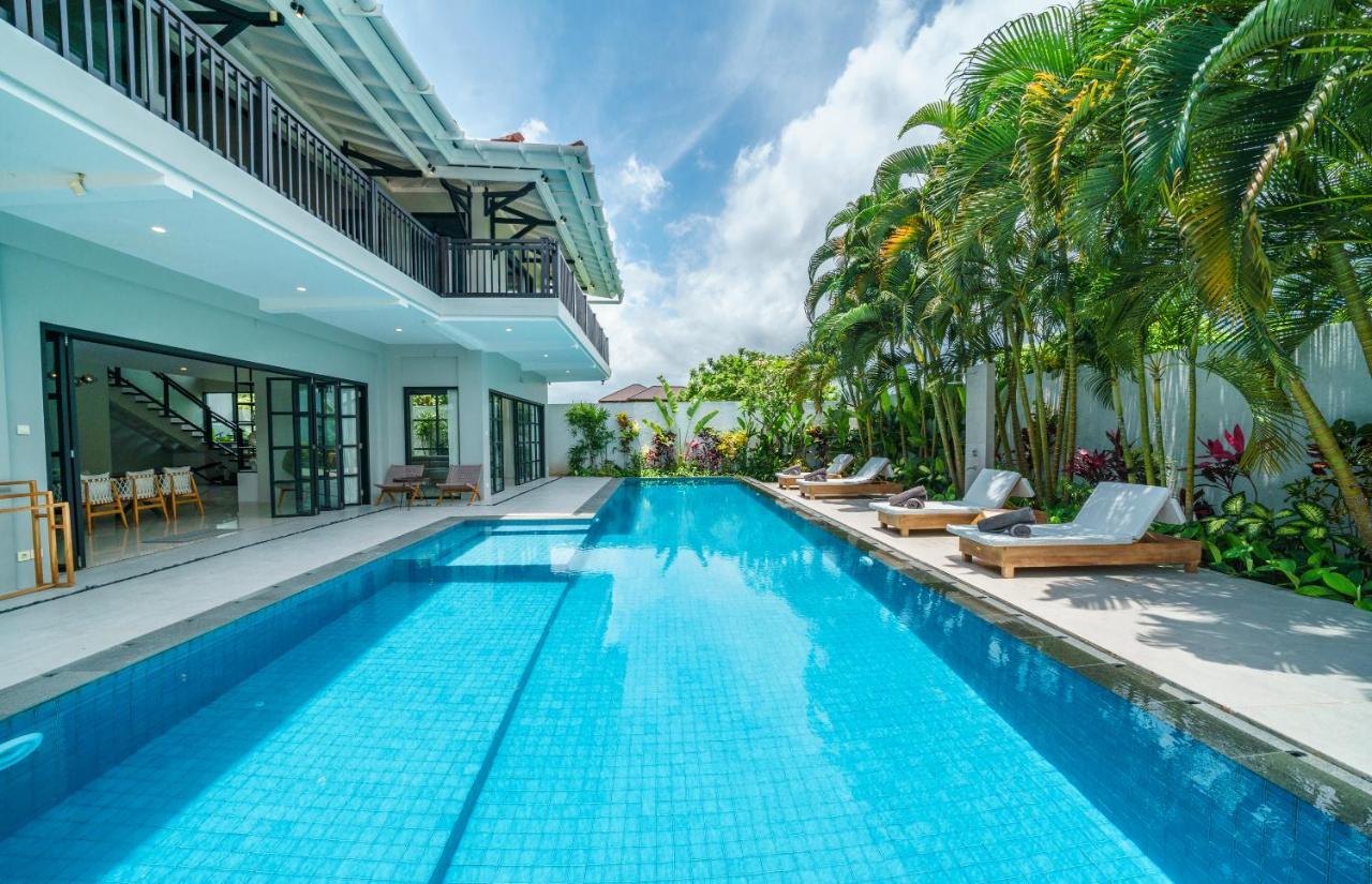 Villa Okenada - Modern 5-Bedroom Pool Villa In Berawa! Canggu Exteriör bild