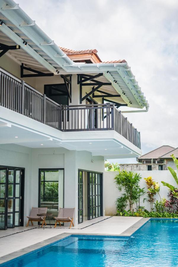 Villa Okenada - Modern 5-Bedroom Pool Villa In Berawa! Canggu Exteriör bild